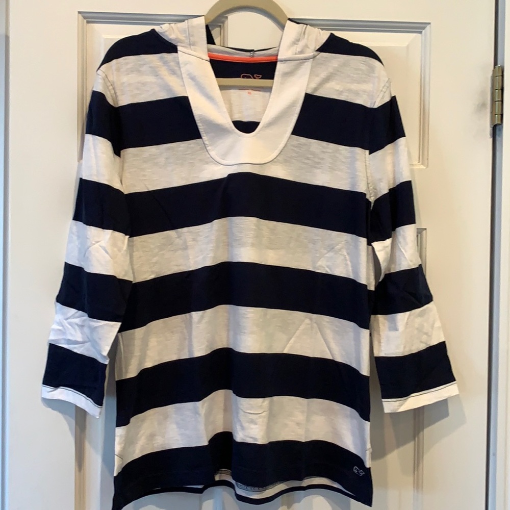 NWT Vineyard Vines hoodie. Sz XL. Blue/white. Cute